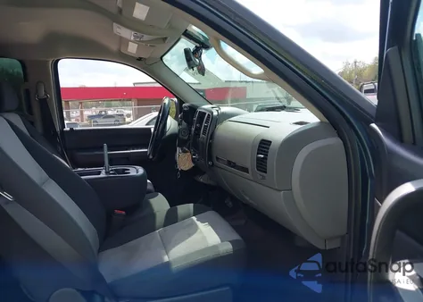 2008 Chevrolet Silverado 1500 Ls z USA, uszkodzony, nr VIN 3GCEC13C48G195875